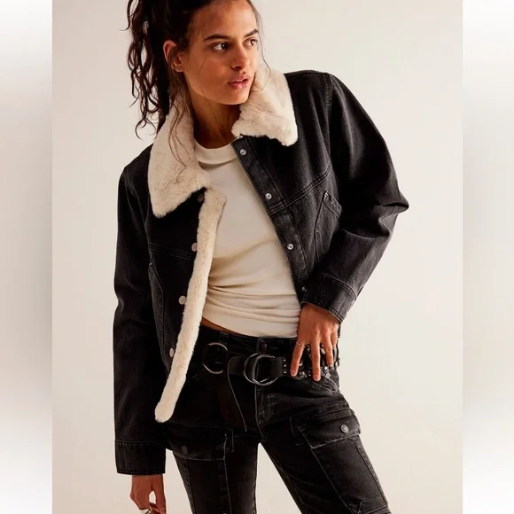 Free People denim jacket NWT - Picture 3 of 10